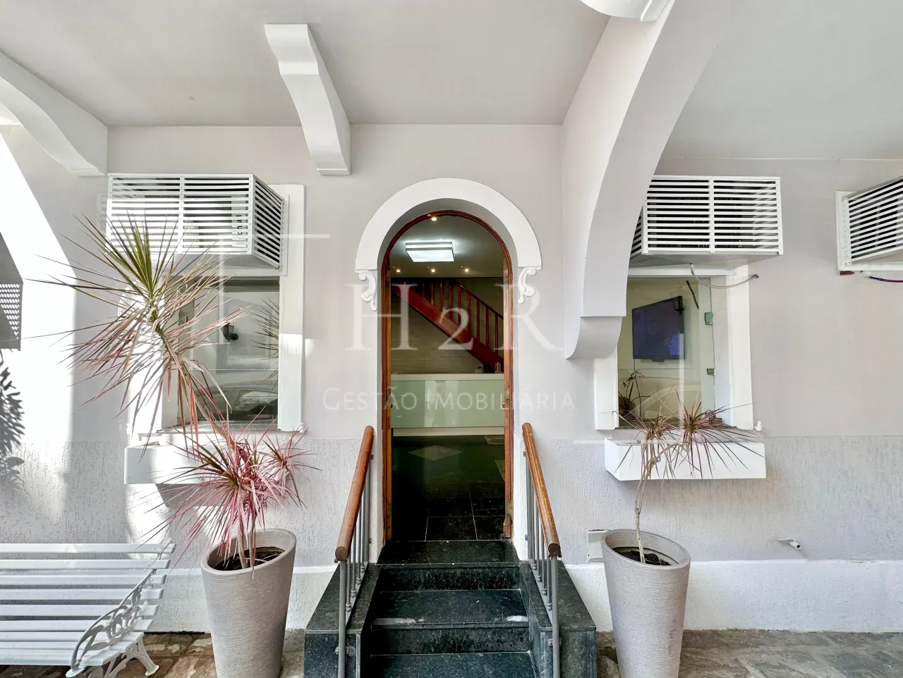 Commercial house with 5 bedrooms, 5 bathrooms, 2 parking — photo 13