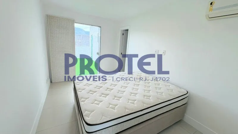 Unfurnished penthouse with 4 bedrooms and 5 bathrooms — photo 49