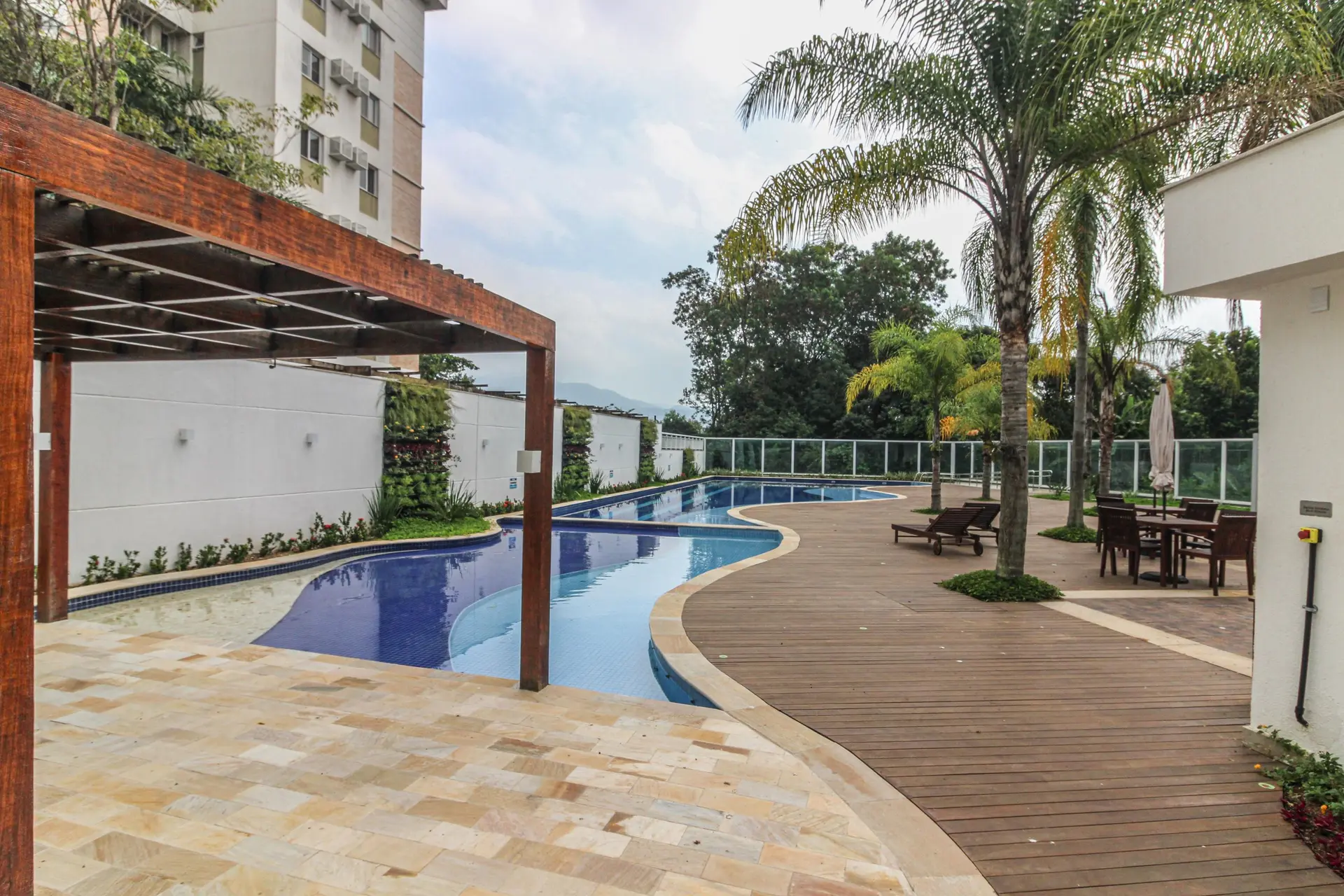 Furnished apartment, 158 m², with a water view — photo 16