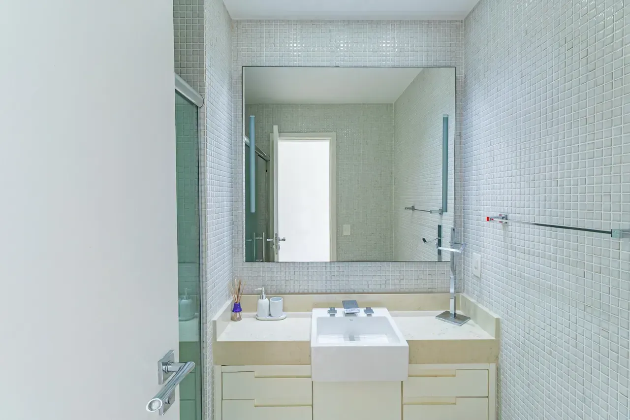 575 m² apartment with 4 en-suite bedrooms and 4 parking — photo 39