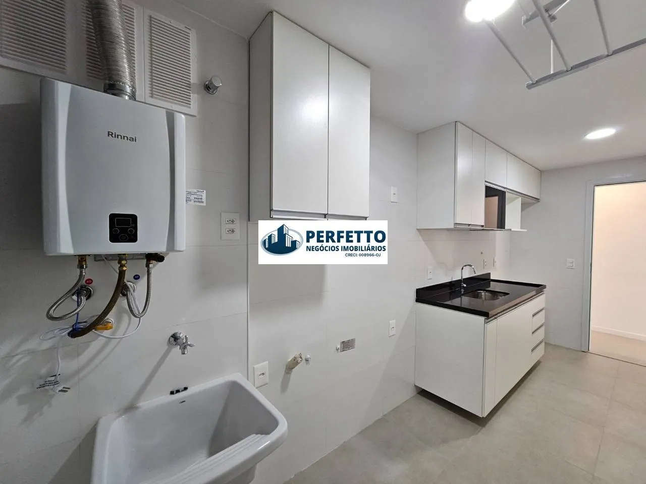 2-bedroom apartment in a building with a sauna — photo 13