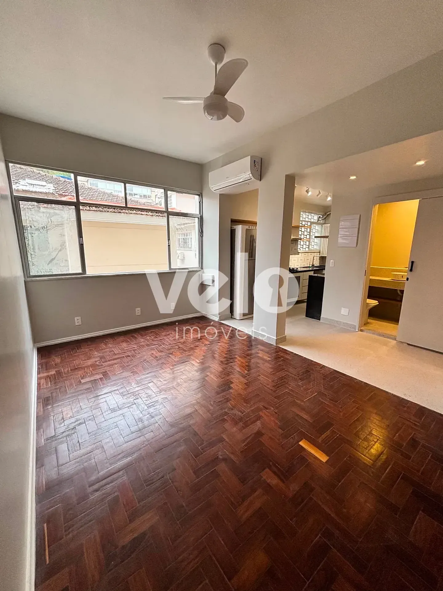Apartment, 70 m², with wood or laminate floors