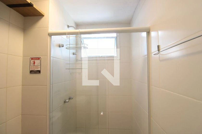 Furnished 79 m² apartment with 2 bedrooms and 2 bathrooms — photo 40