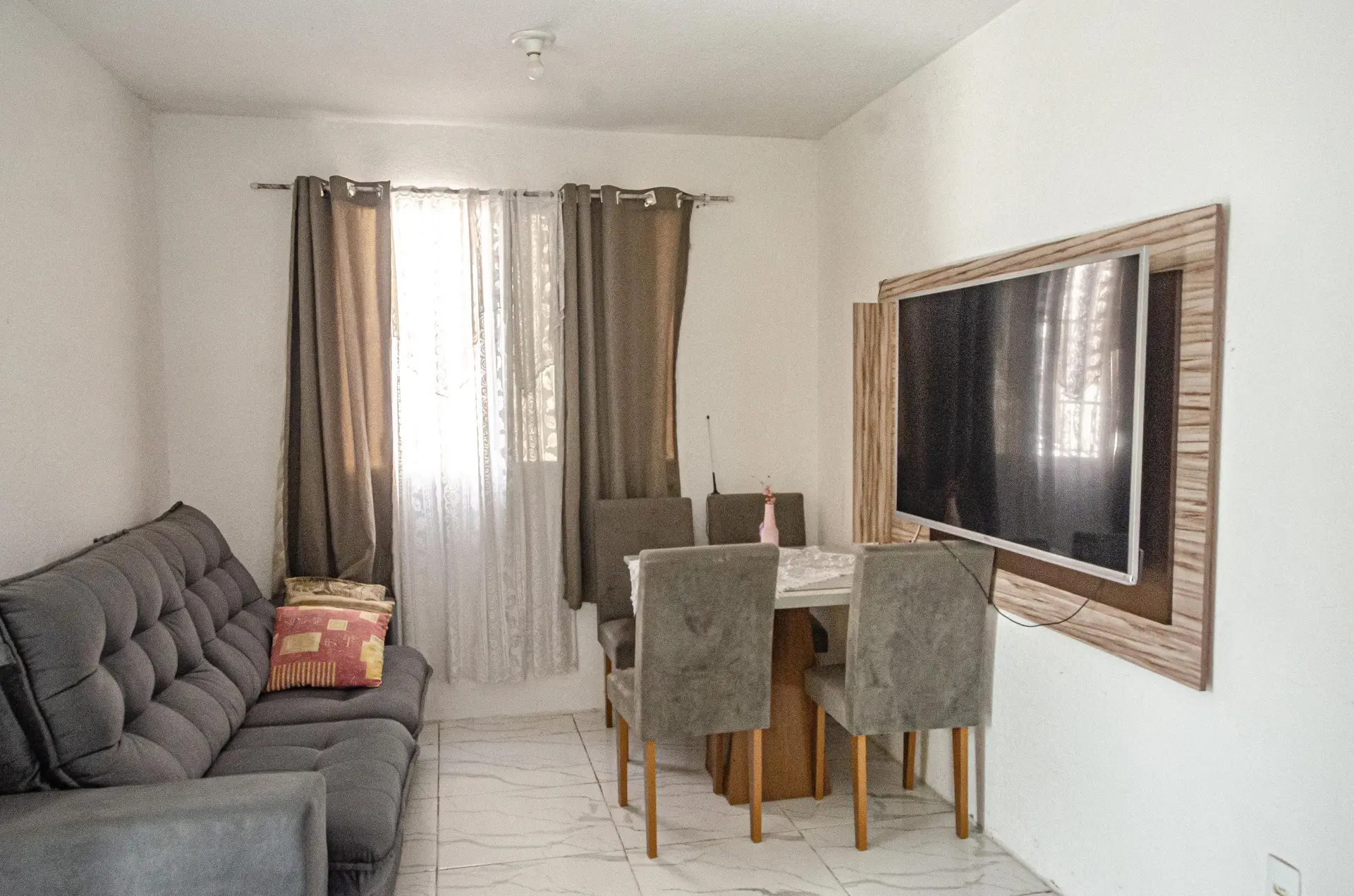 Furnished 1-bedroom apartment with parking space