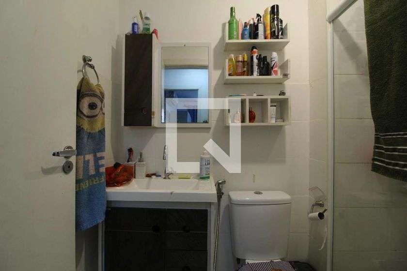 Furnished apartment with a balcony and 2 bedrooms — photo 11