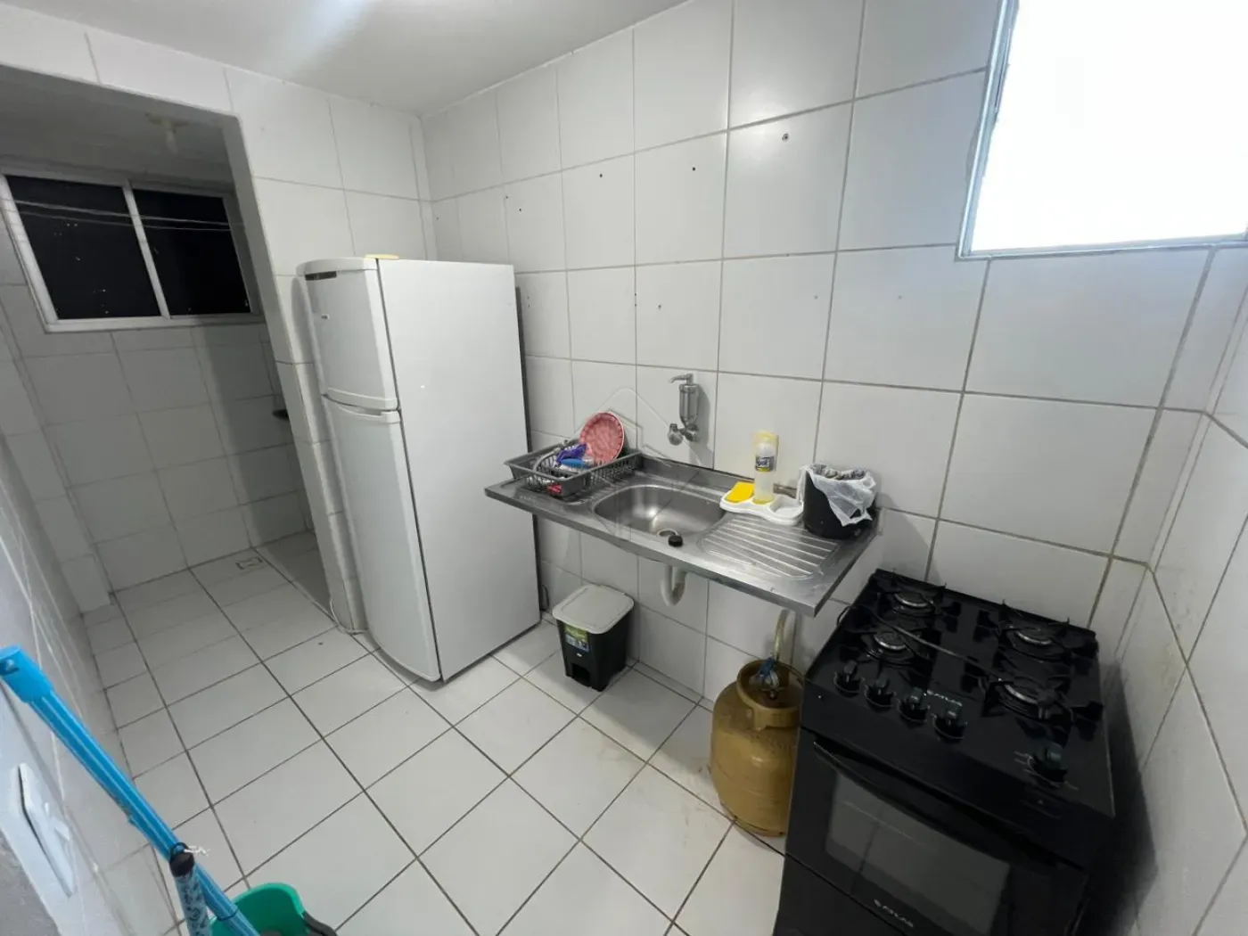Apartamento mobiliado de 55 m² com 2 quartos e 1 vaga no 2º andar