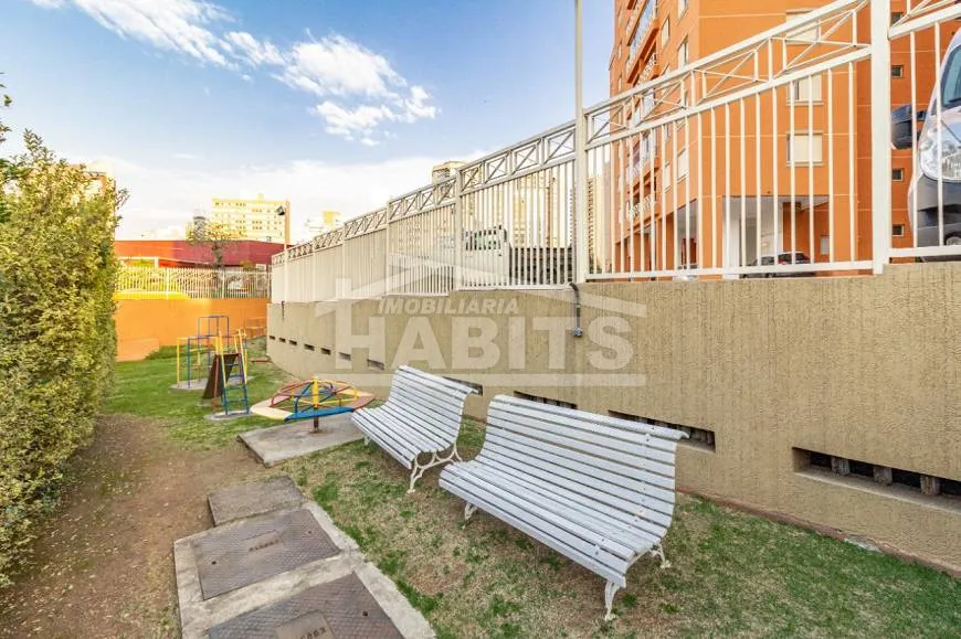 3-bedroom apartment with a balcony — photo 31