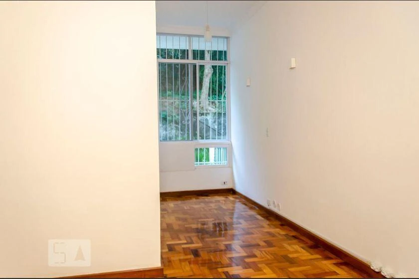1 quarto e piso de madeira ou laminado: apartamento de 56 m² — photo 11