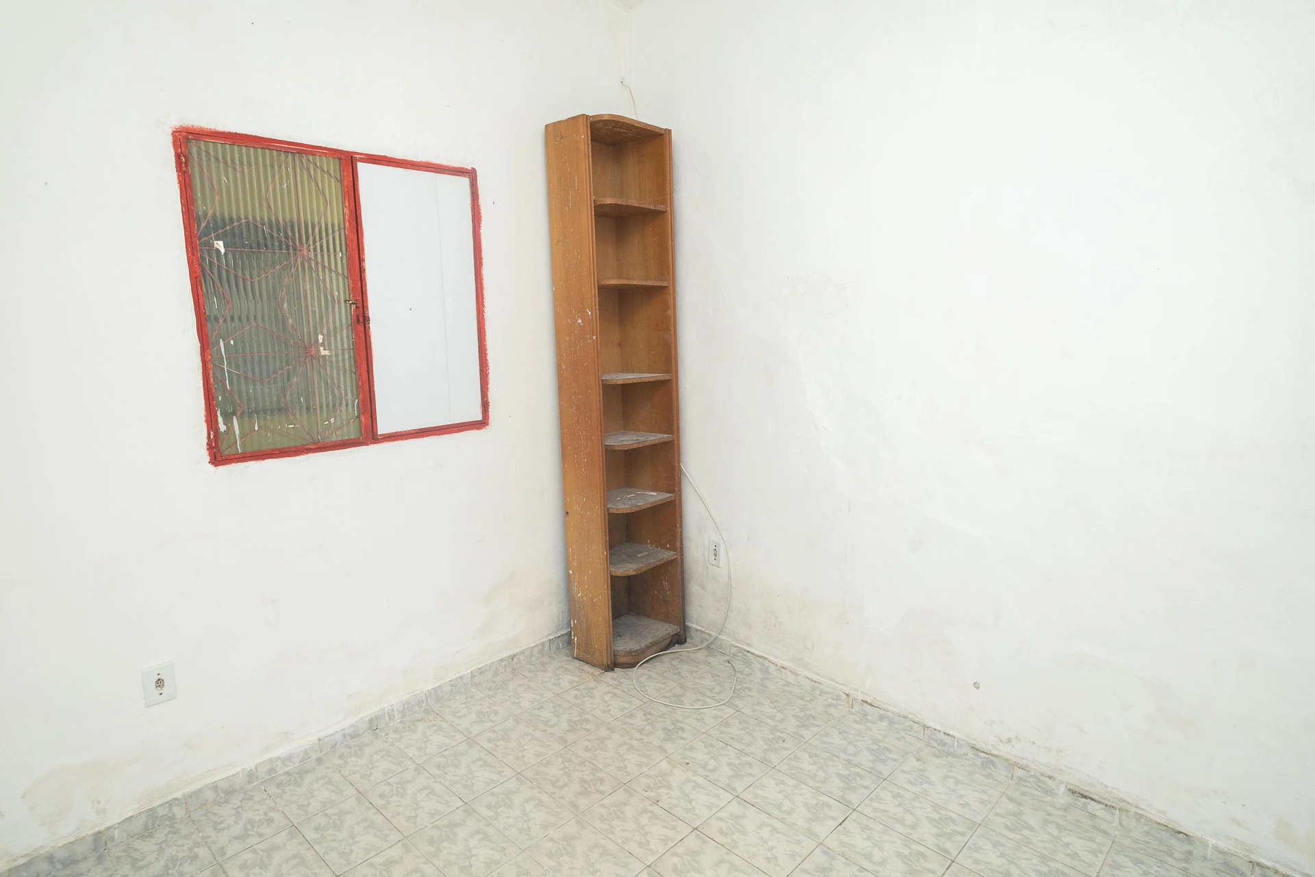 House for rent with 1 bedroom and 1 bathroom — photo 3