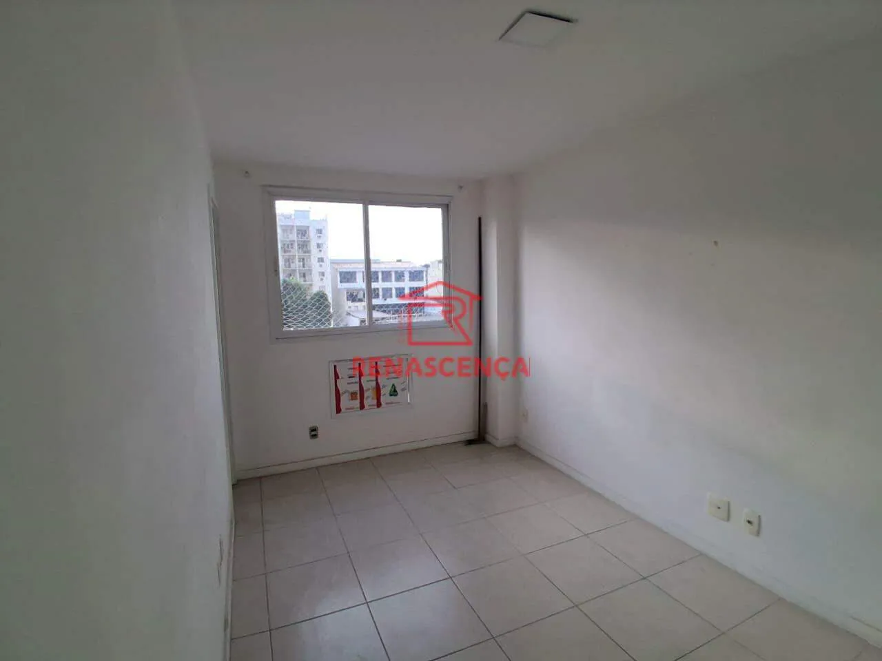 Apartment on the 3rd floor with a grill on the balcony — photo 18