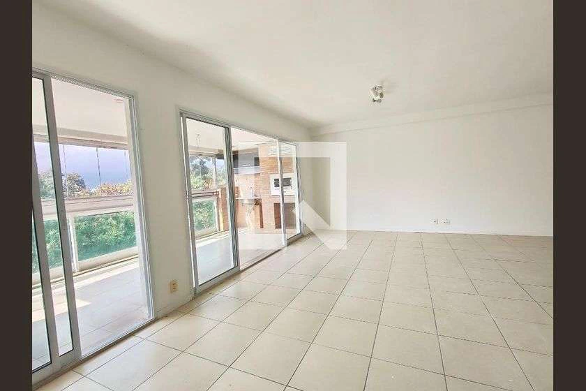 Apartment with 4 en-suite bedrooms and 156 m² — photo 20