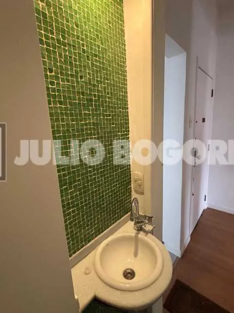 Apartamento com piso de madeira ou laminado, Leblon — photo 16