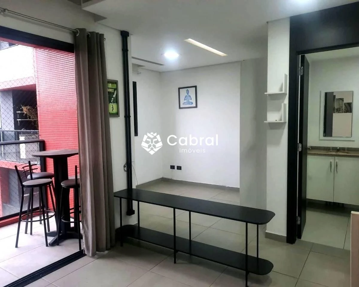 Balcony with a grill in a one-bedroom apartment, 35 m² — photo 13