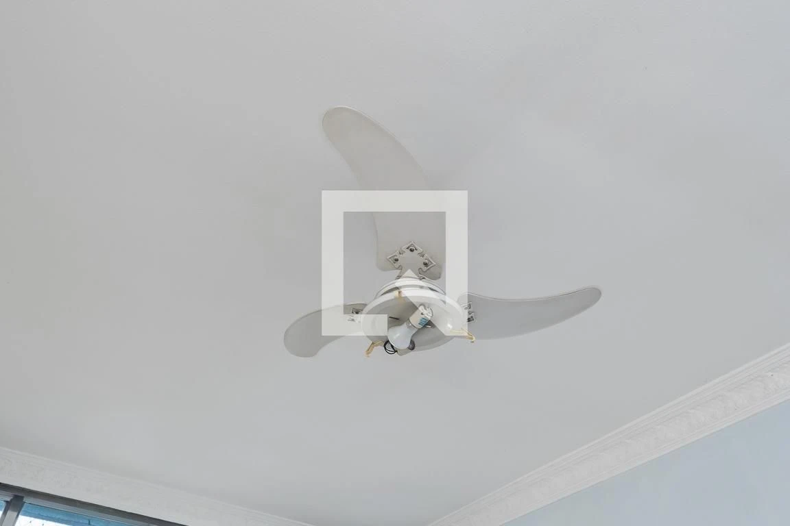 Rental apartment with 2 bedrooms and no parking spot — photo 37