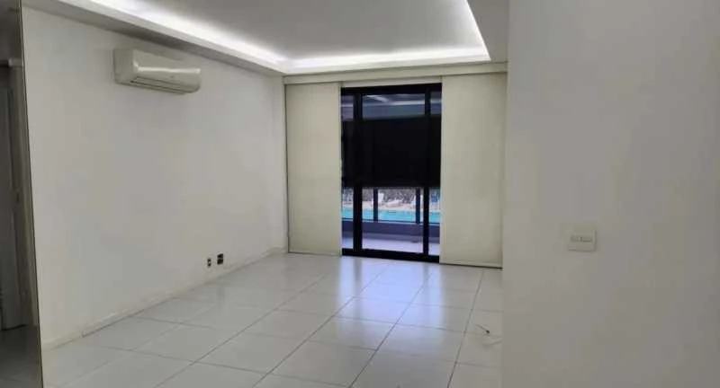 Квартира 115 м² з 4 спальнями та відкритим басейном — photo 10