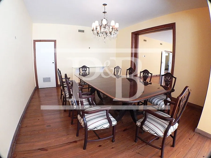 4-bedroom apartment with 3 bathrooms, 420 m² — photo 3