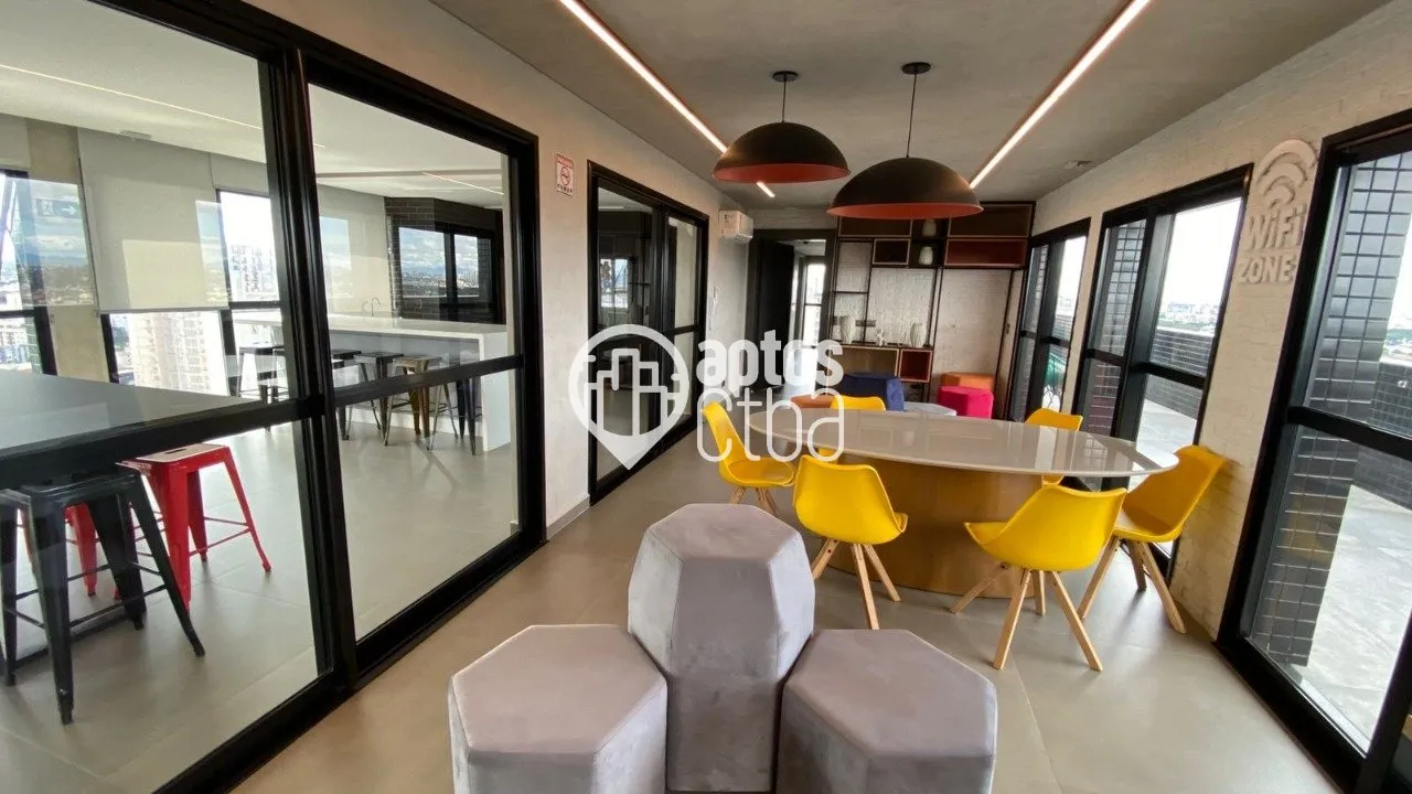 Apartamento mobiliado com varanda e 1 quarto — photo 20