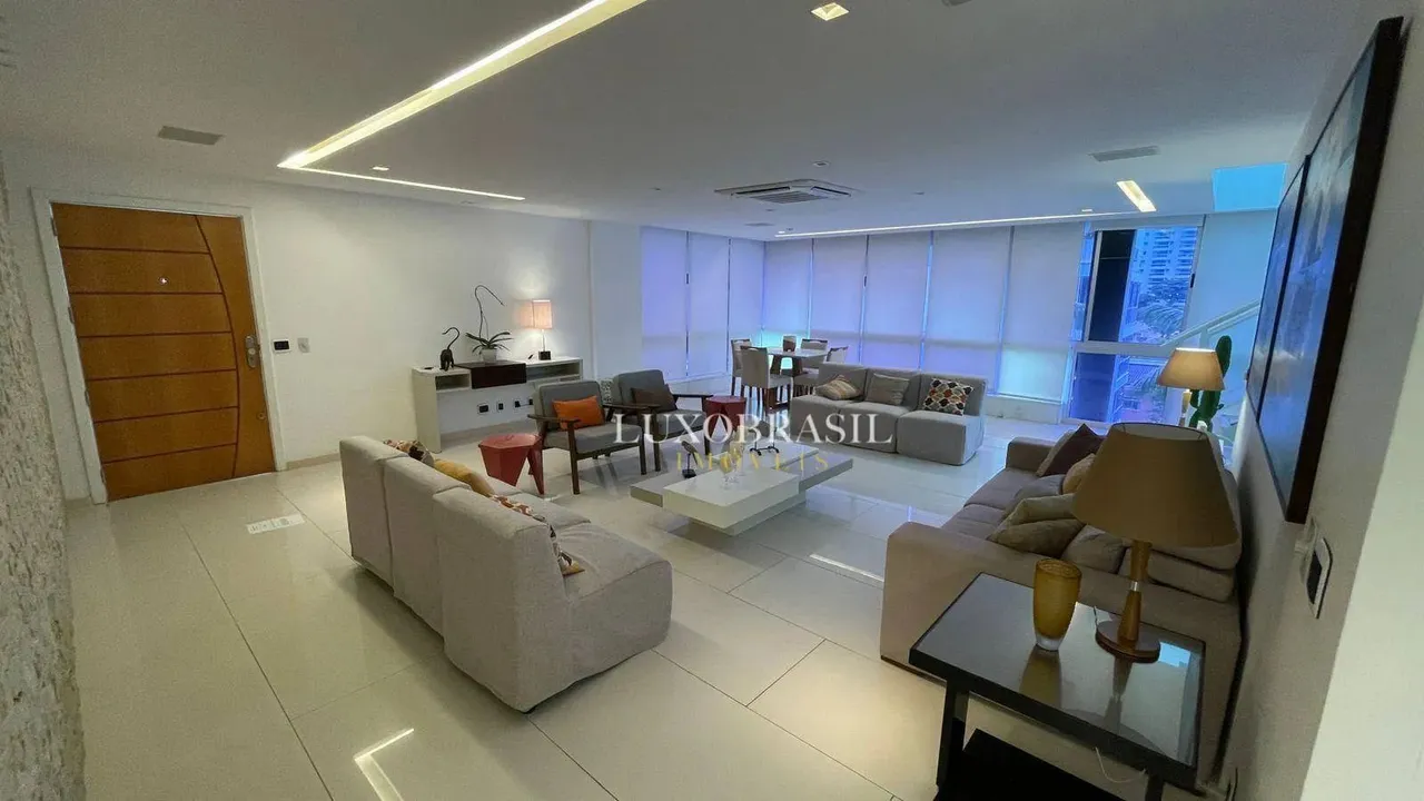 Apartamento mobiliado com 4 quartos e 5 banheiros — photo 10