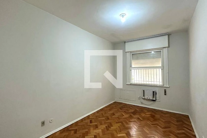 Деревянный пол или ламинат и 3 спальни: квартира 114 м² — photo 20