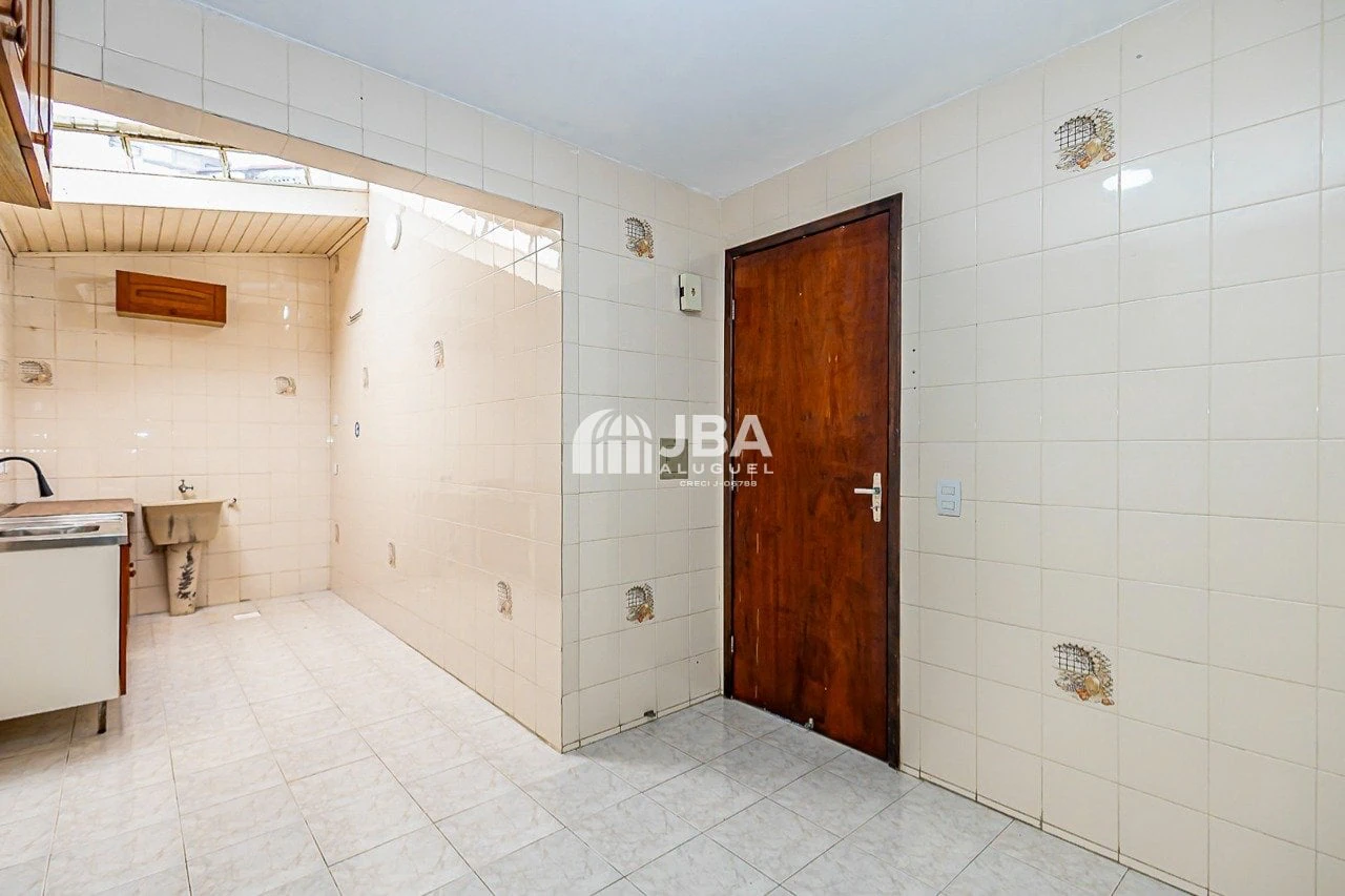3-bedroom, 115 m² house in Curitiba — photo 13