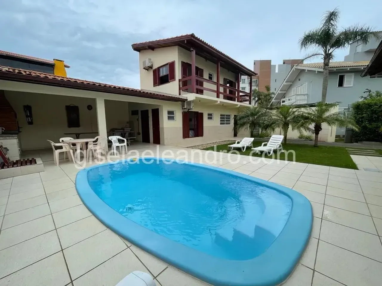 Casa amueblada con 5 dormitorios y 5 baños — photo 7