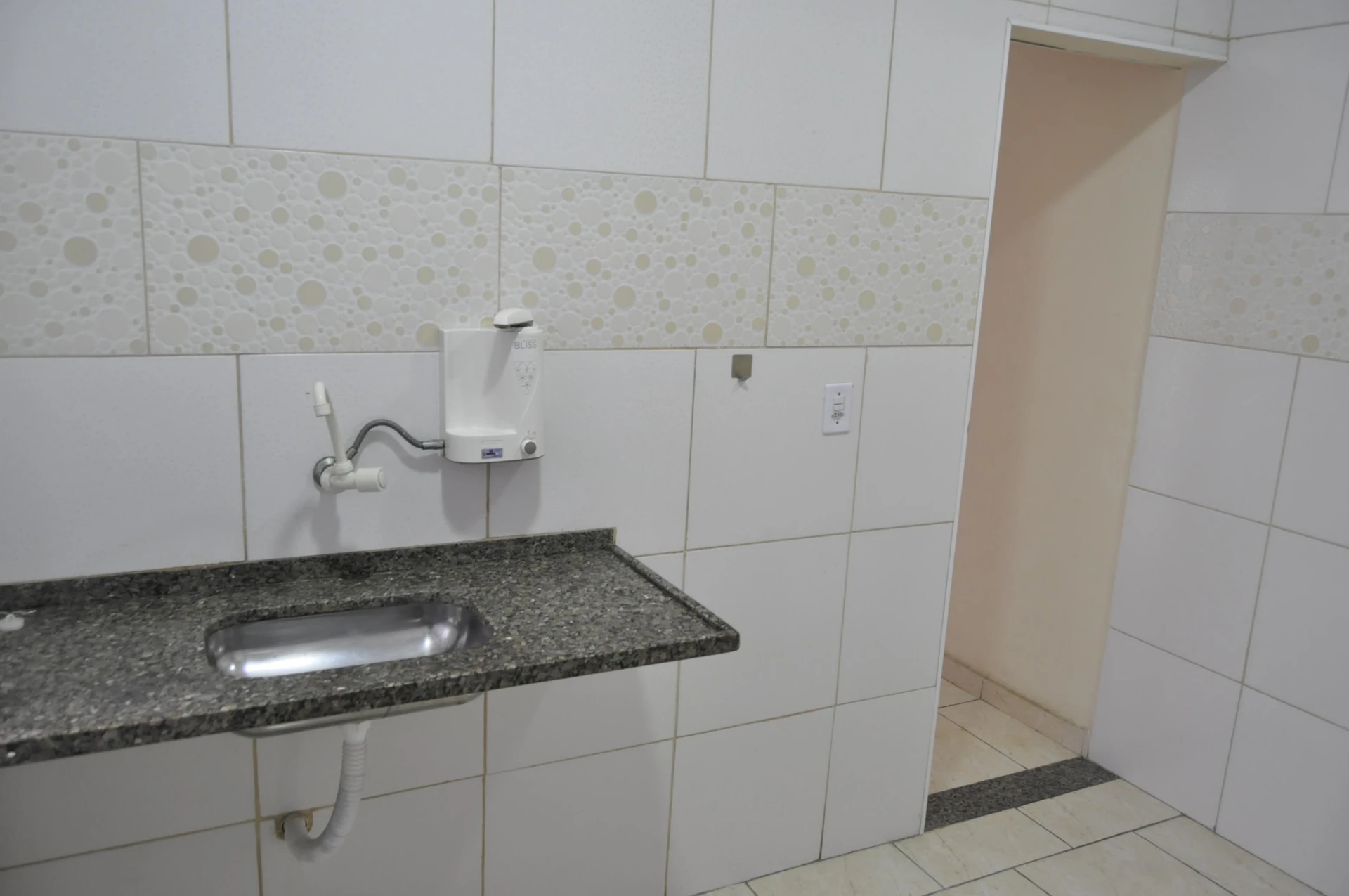 Apartamento sem mobília com varanda e 2 quartos — photo 4