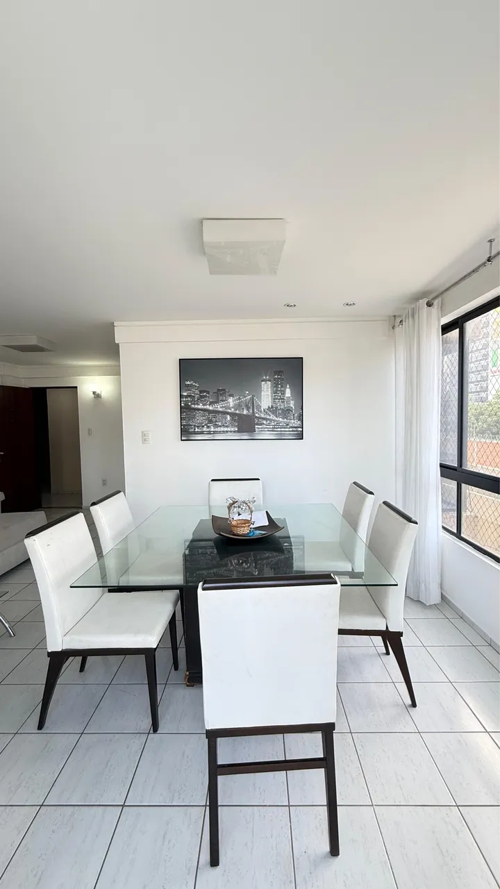 3-bedroom apartment in a building with a pool — photo 6