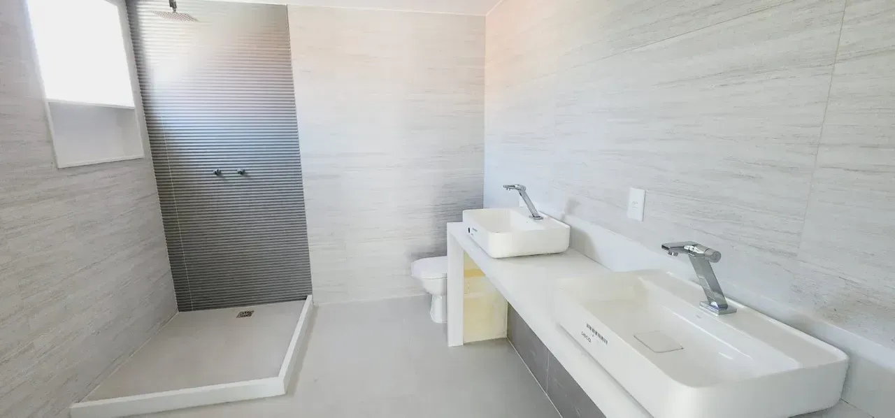 Unfurnished house with an open kitchen and 4 bedrooms — photo 7