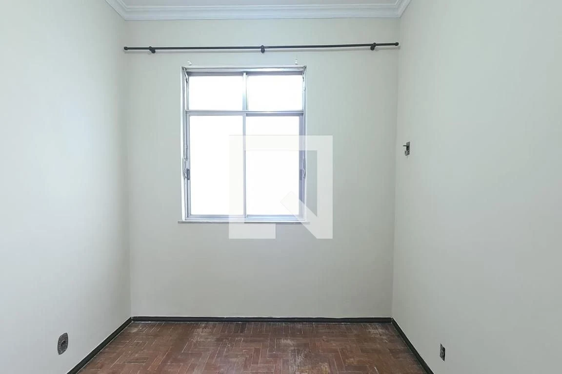 Квартира без меблів з 3 спальнями та балконом — photo 27