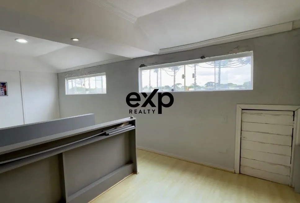 Rental house with 4 bedrooms and 3 bathrooms — photo 7