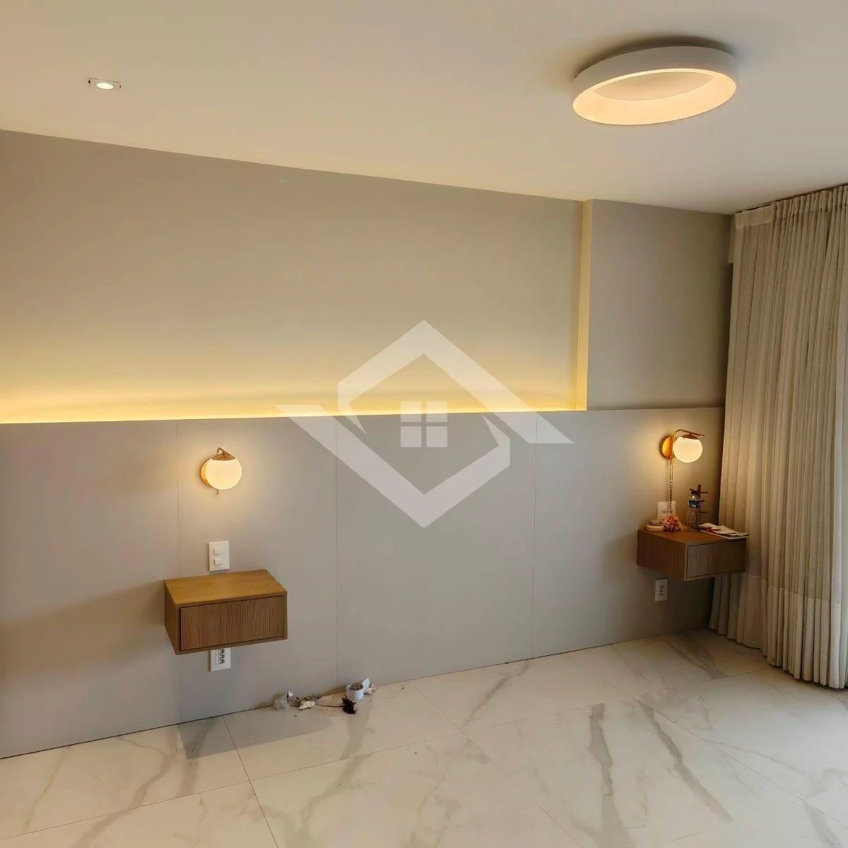 4-bedroom apartment with glassed-in balcony — photo 11