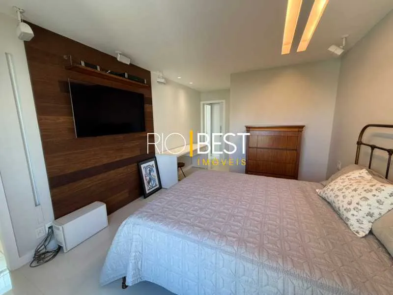Apartment with 4 rooms and 3 modern suites — photo 9