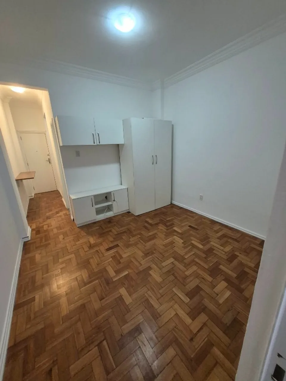 Apartamento, 37 m², com piso de madeira ou laminado — photo 9