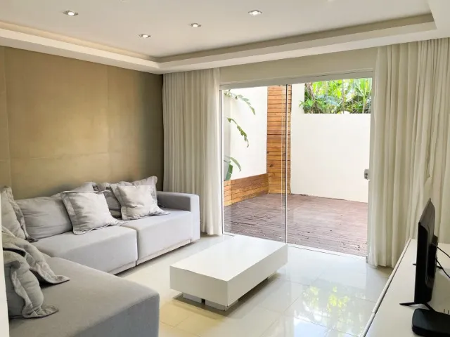 Furnished house, 200 m², with a bathtub