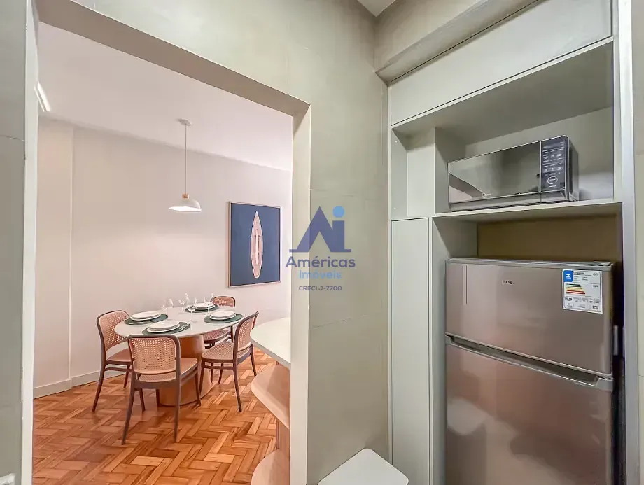 Furnished 1-bedroom apartment with floor-to-ceiling windows — photo 21