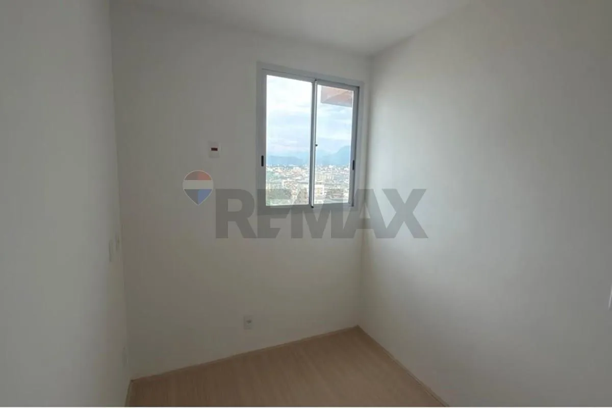 2-bedroom 40 m² apartment with a balcony on the 10th floor — photo 5
