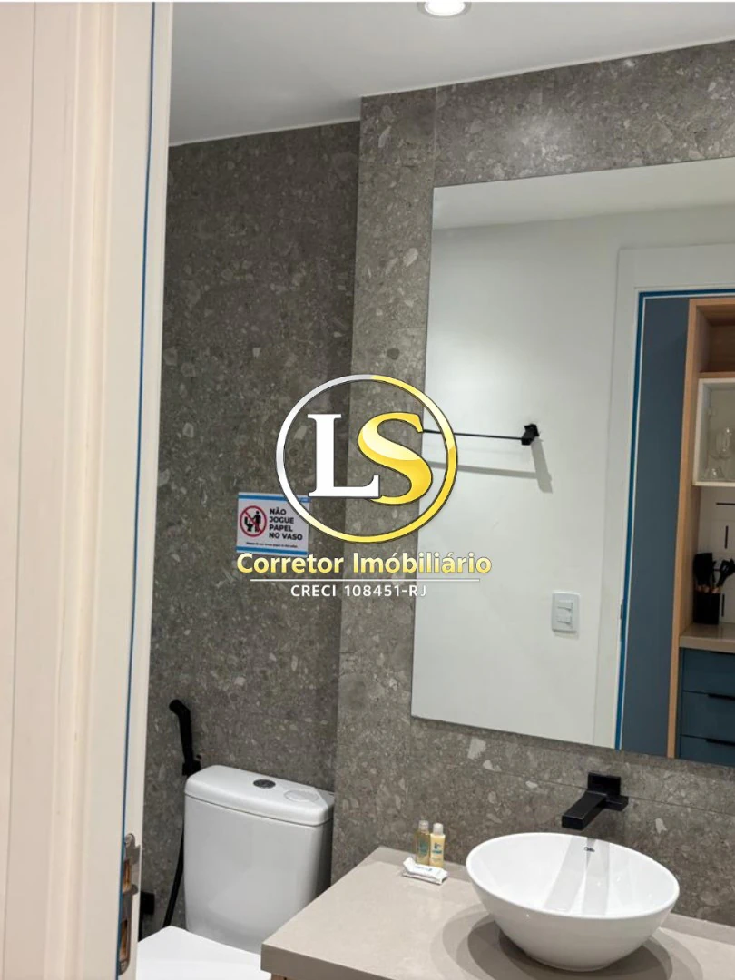 Washing machine in a one-bedroom apartment, 43 m² — photo 9