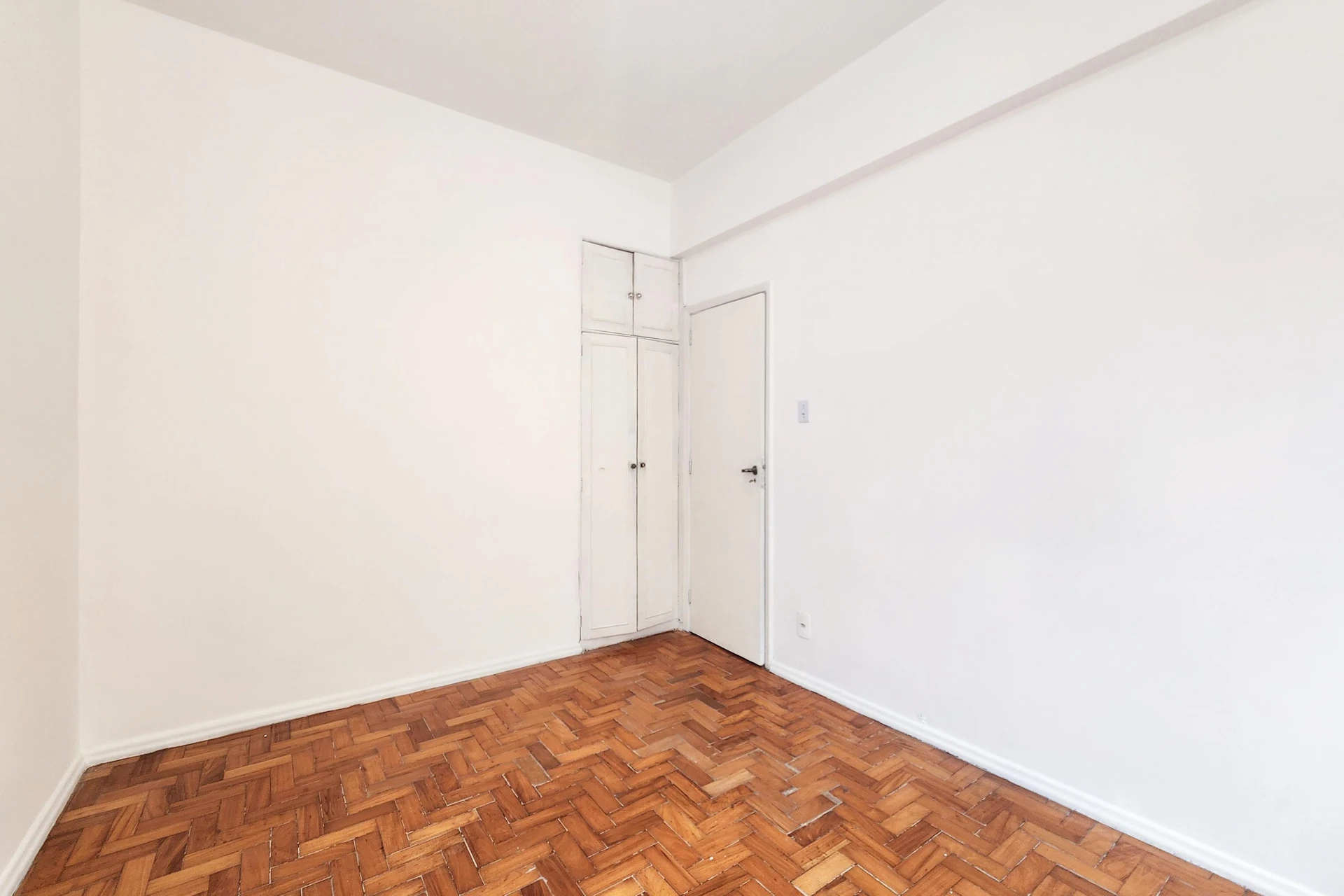Apartamento, 80 m², com banheira — photo 8