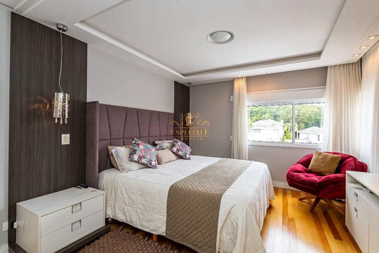 Furnished house with 3 en-suite bedrooms and 631 m² — photo 76