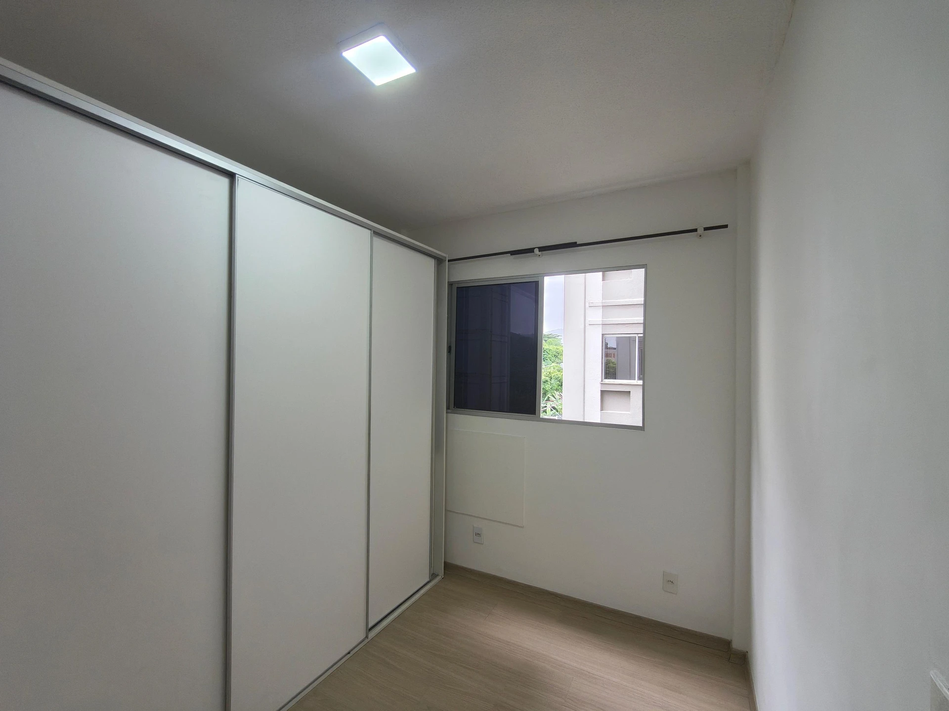 Пральна машина та 2 спальні: квартира 50 м² — photo 21