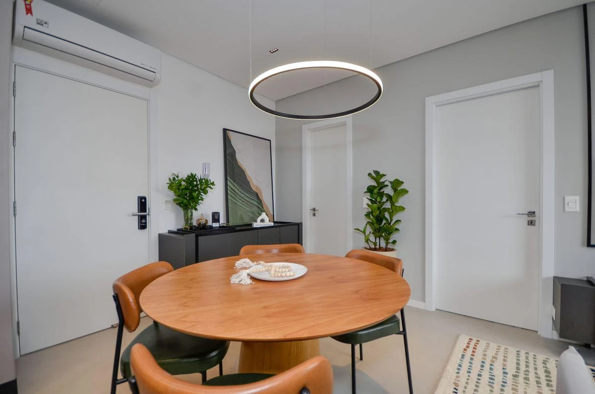 Furnished 1-bedroom apartment with balcony and grill — photo 21