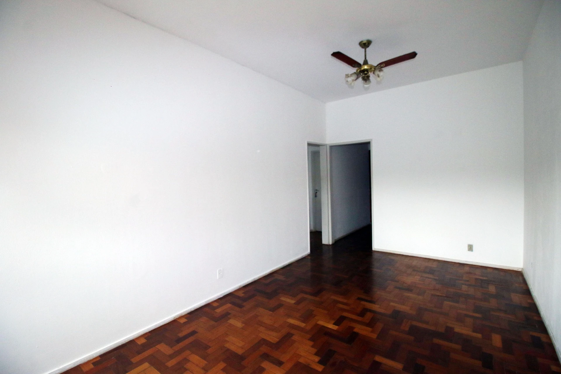 Wood or laminate floors in a 2-bedroom apartment, 63 m² — photo 11