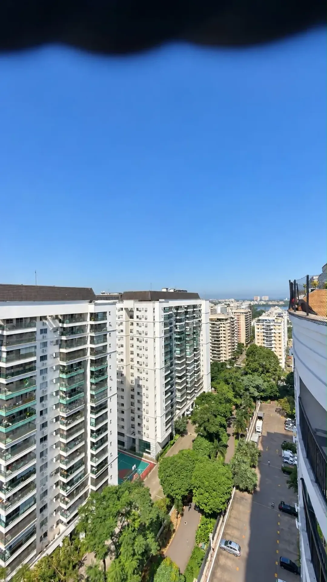3-bedroom apartment with a mountain view in Rio de Janeiro — photo 8