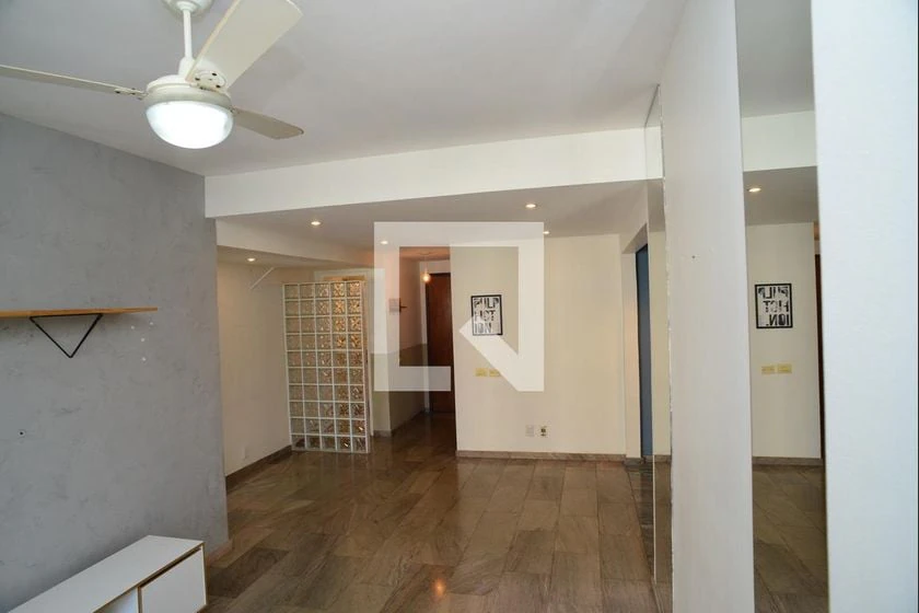 82 m² rental apartment with 2 bedrooms and enclosed balcony — photo 5