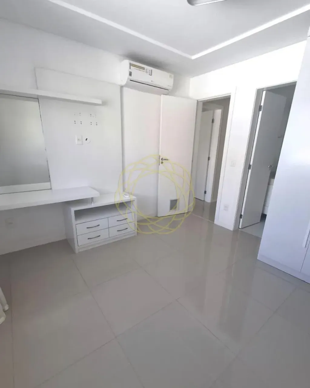 Будинок на 5 спалень і 5 ванних, 350 м² — photo 14