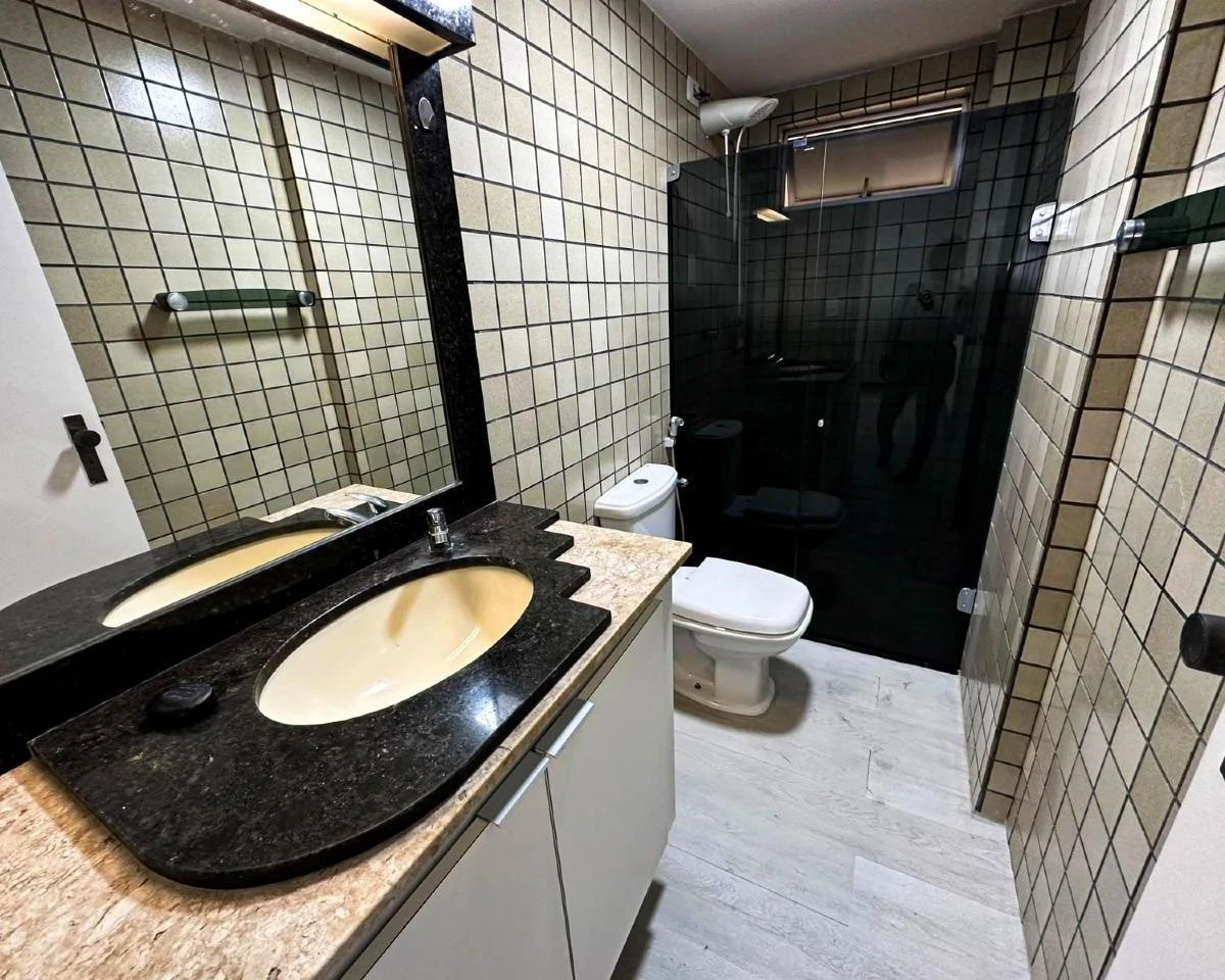 Квартира 86 м² з 2 спальнями та 1 спальнею з ванною — photo 17
