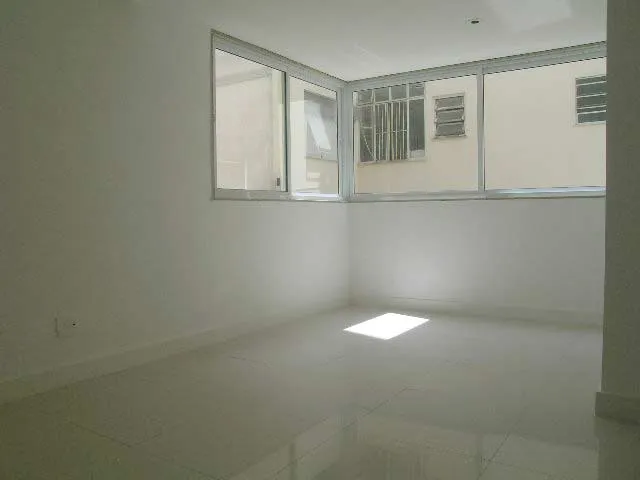 Apartment with 3 bedrooms and 5 bathrooms, closed kitchen — photo 16