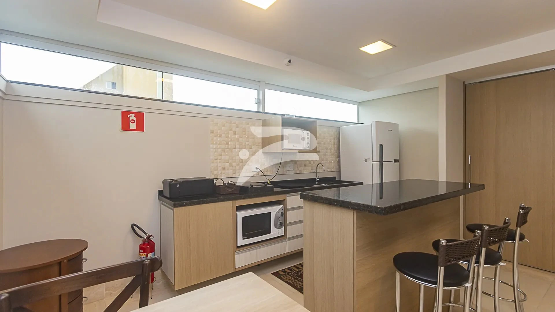 Apartamento mobiliado de 1 quarto com box de vidro — photo 21