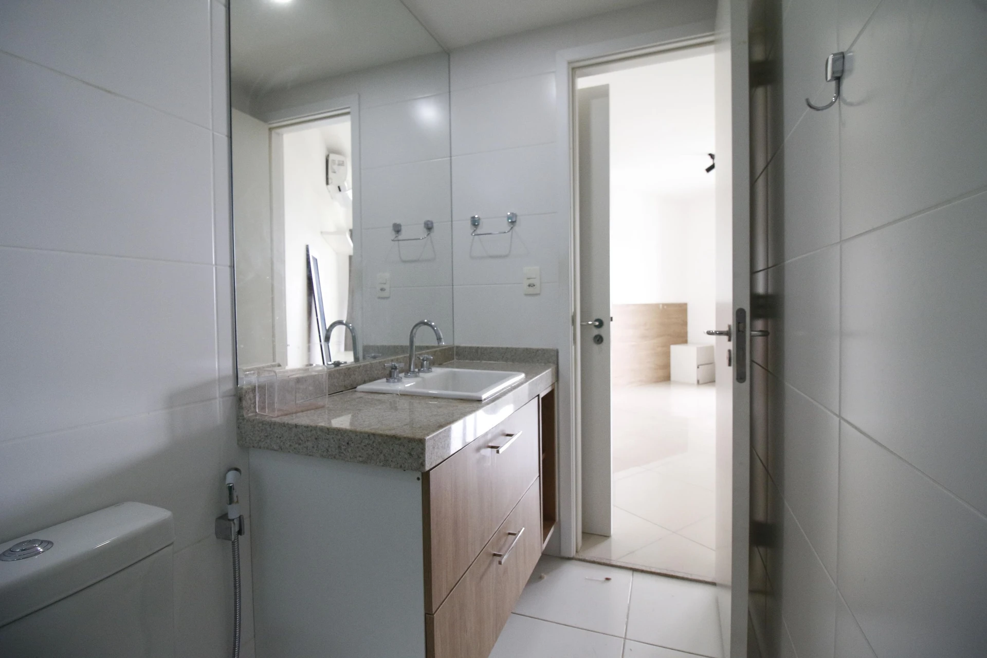 2-bedroom apartment with a home office in Rio de Janeiro — photo 41