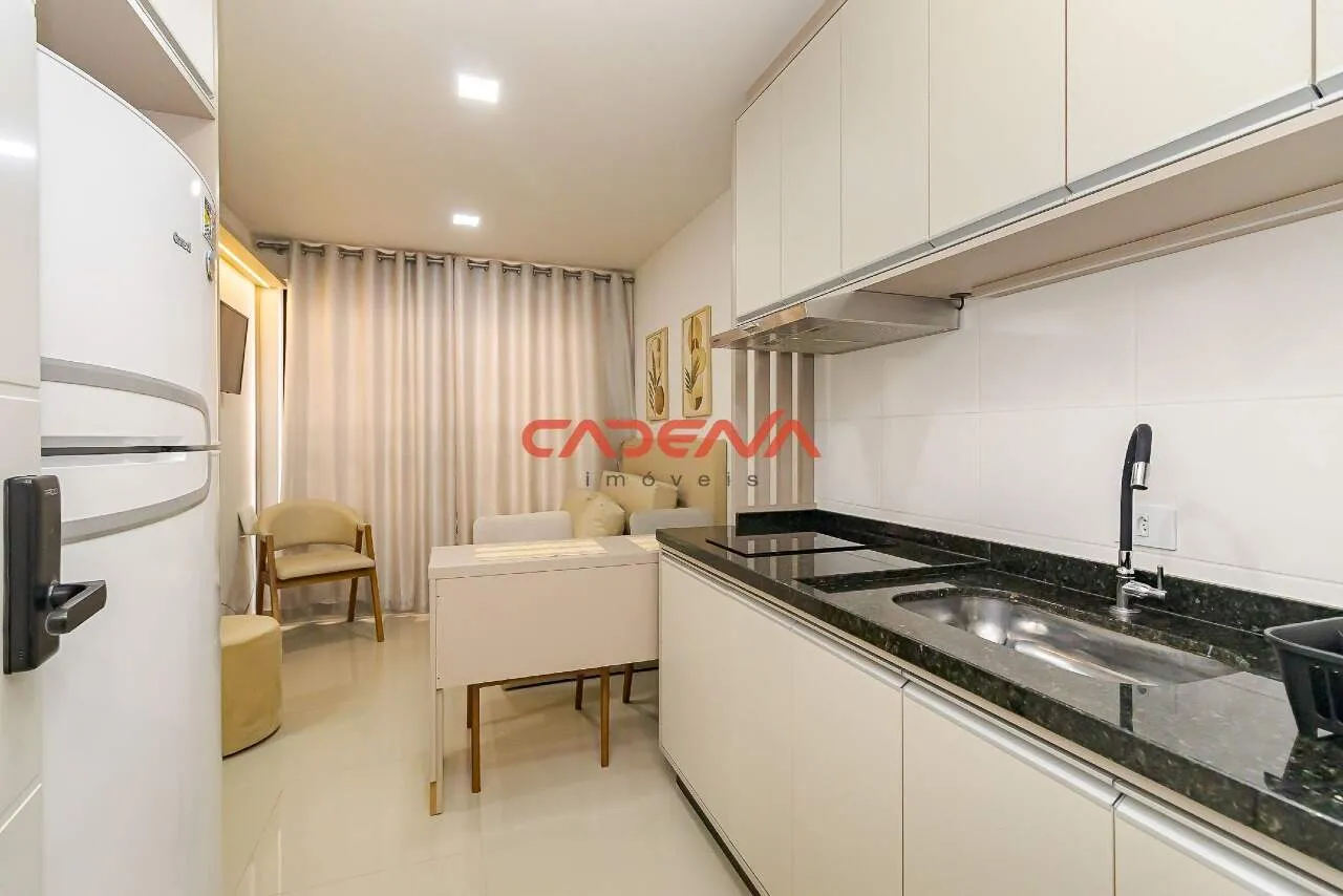 Furnished 1-bedroom apartment with open-plan kitchen — photo 5